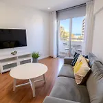 Appartamento Finikoudes 3 Bedroom Seaview Flat *