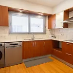 Finikoudes 3 Bedroom Seaview Flat * Larnaca