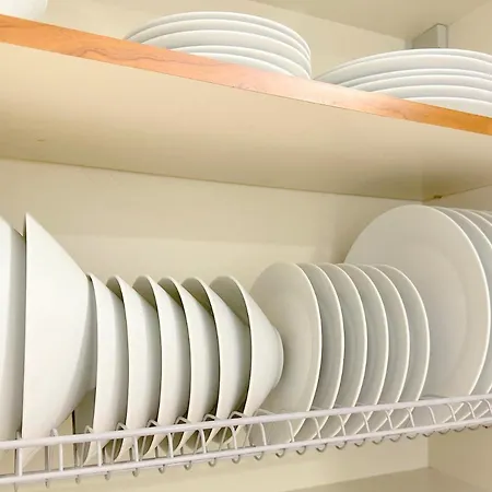 Finikoudes 3 Bedroom Seaview Flat * Ларнака