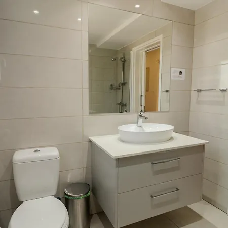 Finikoudes 3 Bedroom Seaview Flat Διαμέρισμα Λάρνακα