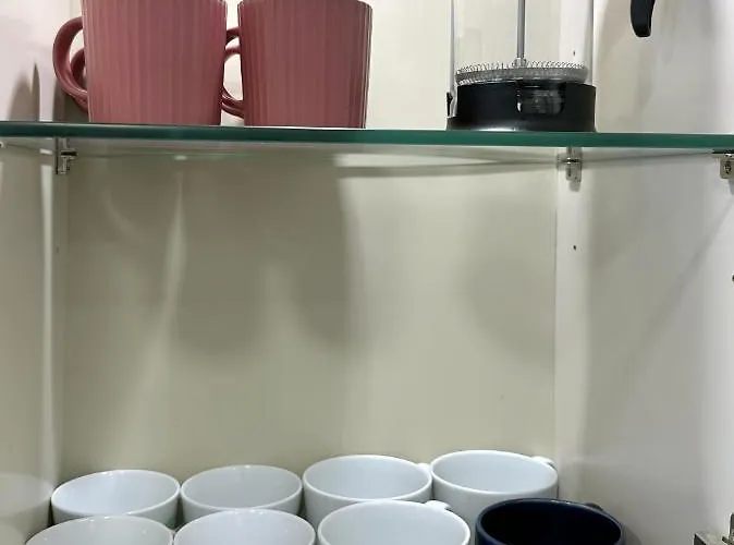 Finikoudes 3 Bedroom Seaview Flat Apartamento *