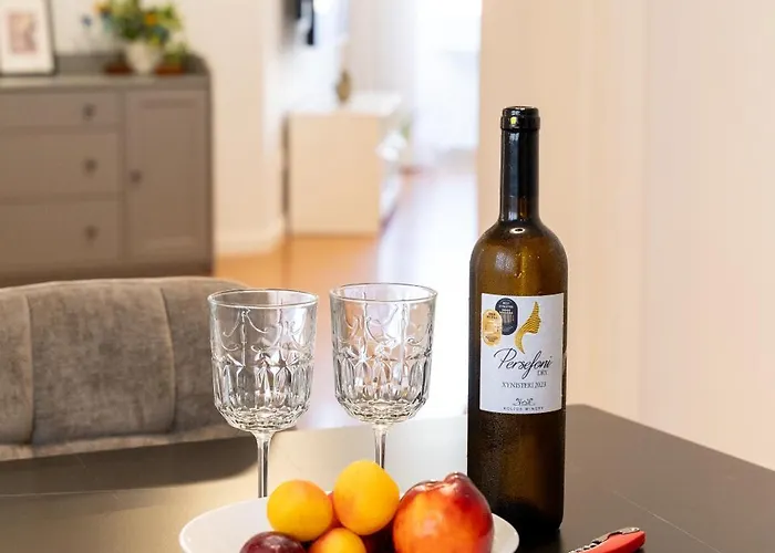 Apartamento Finikoudes 3 Bedroom Seaview Flat