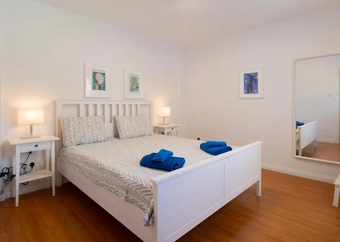 Apartamento Finikoudes 3 Bedroom Seaview Flat